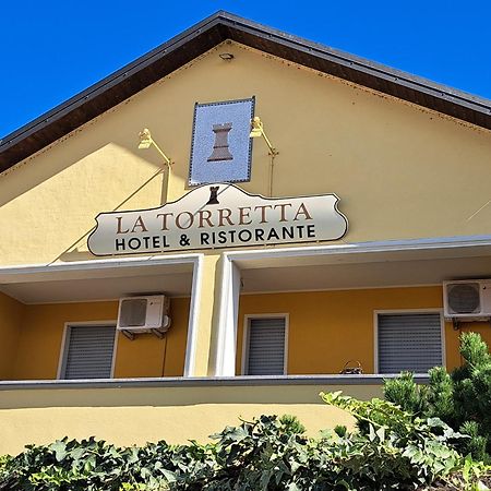 Hotel Ristorante La Torretta Bianzè エクステリア 写真